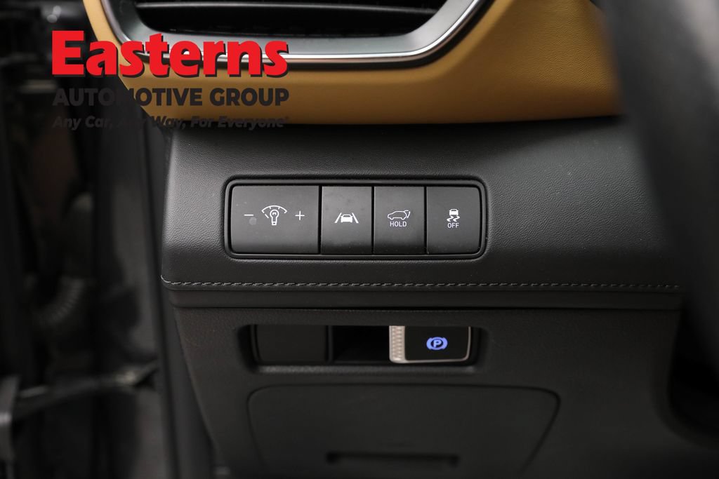 Used 2023 Hyundai Santa Fe Calligraphy AWD/4WD image 23