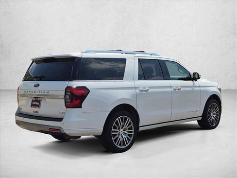 Used 2022 Ford Expedition Max Platinum AWD/4WD image 5