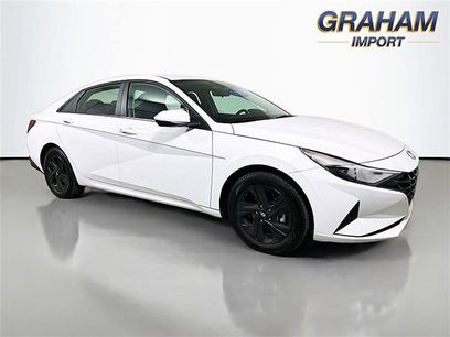 Used 2023 Hyundai Elantra Blue