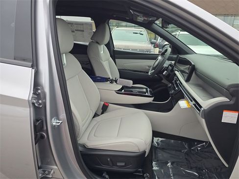 New 2026 Hyundai Tucson Limited image 24