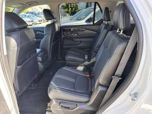 Used 2023 Honda Pilot EX-L image 13