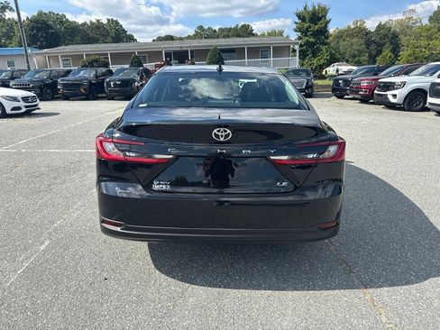 Used 2025 Toyota Camry LE FWD image 4