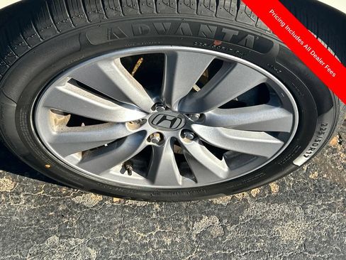 Used 2011 Honda Accord EX-L image 2