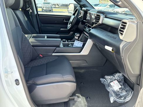 New 2026 Toyota Tundra SR5 w/ SR5 Convenience Package image 17
