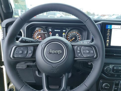 New 2025 Jeep Gladiator Sport image 21