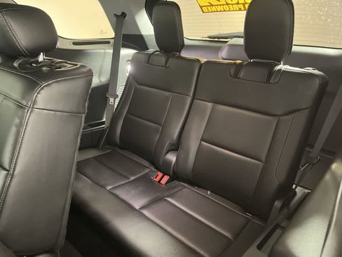 Used 2023 Ford Explorer XLT w/ Equipment Group 202A image 25