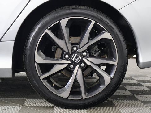 Used 2019 Honda Civic Sport image 16