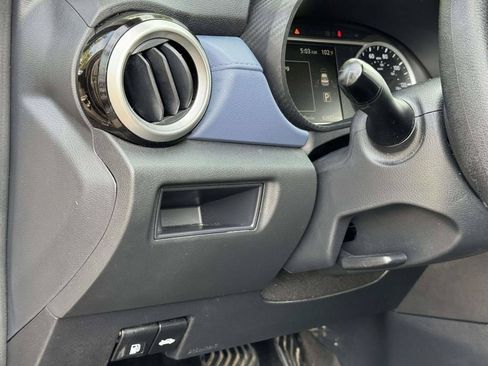 Used 2024 Nissan Versa SV FWD image 10