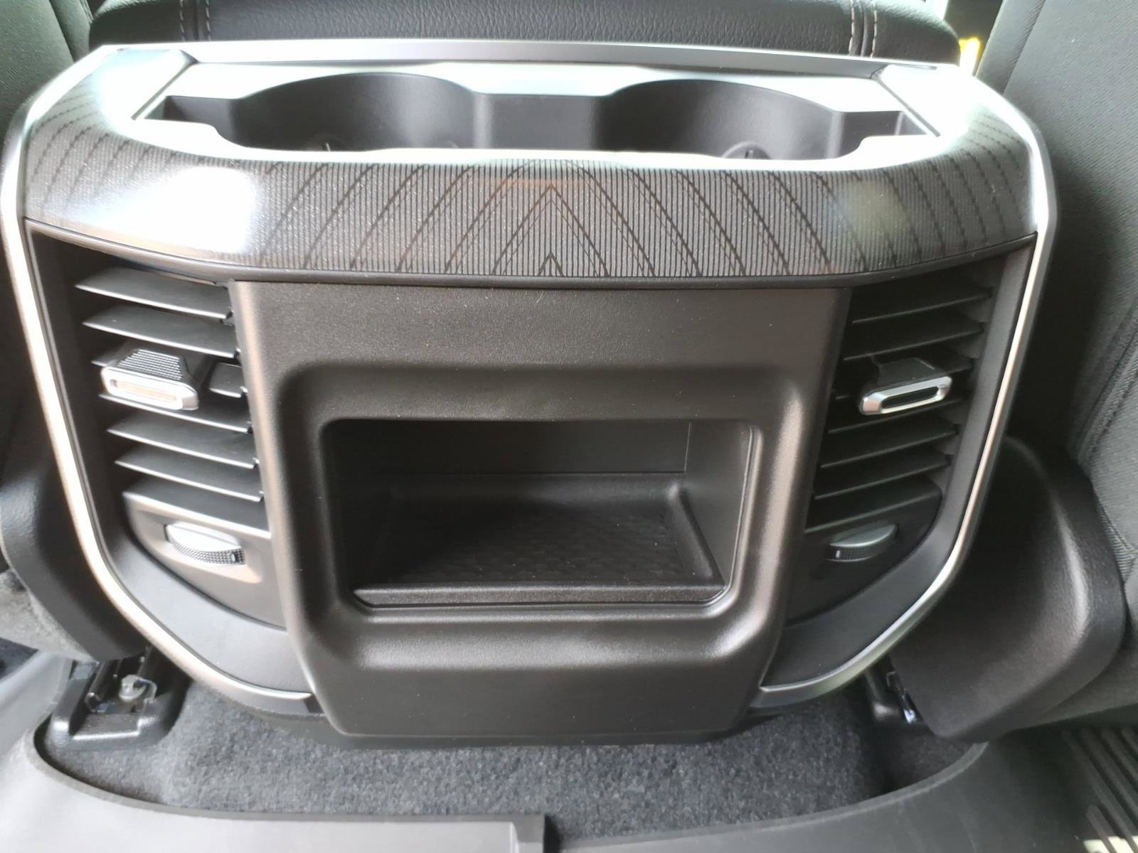New 2026 RAM 1500 Big Horn AWD/4WD image 18