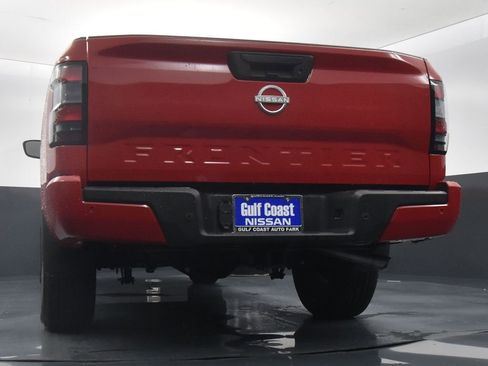 Certified 2025 Nissan Frontier SV w/ SV Convenience Package image 26