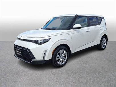 Used 2023 Kia Soul LX