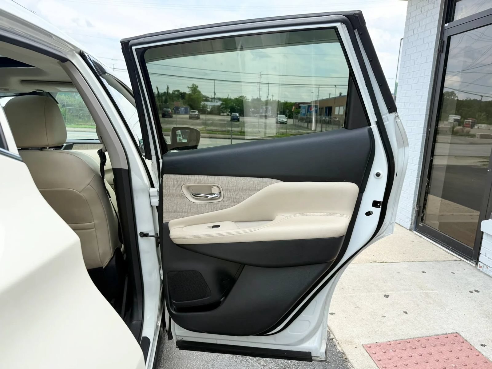 Used 2021 Nissan Murano SV w/ SV Special Edition Package AWD/4WD image 24