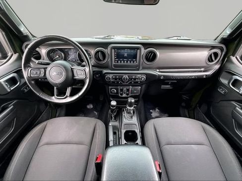 Used 2023 Jeep Wrangler Unlimited w/ Cold Weather Group AWD/4WD image 7