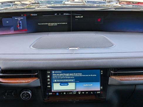 Used 2025 Lincoln Navigator Black Label image 21