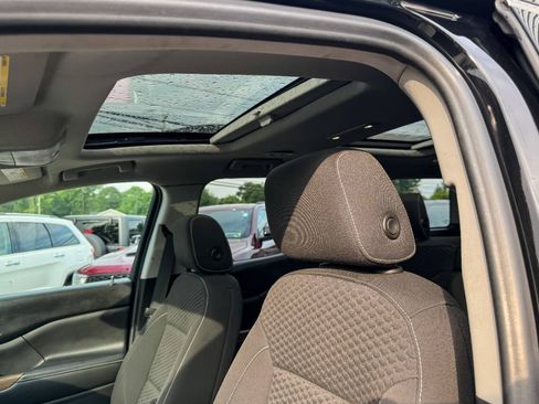 Used 2018 GMC Acadia SLE AWD/4WD image 22