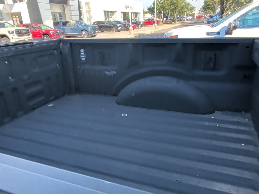 Used 2015 Ford F150 Lariat w/ Equipment Group 501A Mid AWD/4WD image 9