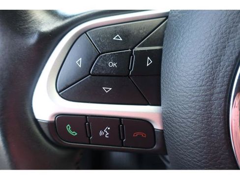 Used 2018 Jeep Compass Latitude w/ Popular Equipment Group AWD/4WD image 10