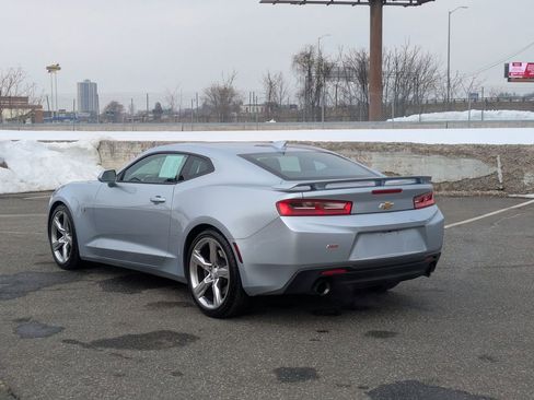 Used 2018 Chevrolet Camaro SS image 5