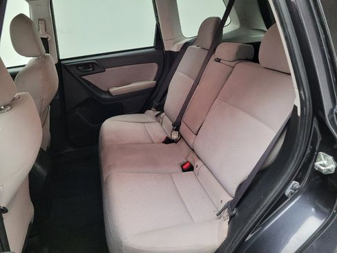 Used 2016 Subaru Forester 2.5i Premium w/ All-Weather Package AWD/4WD image 18