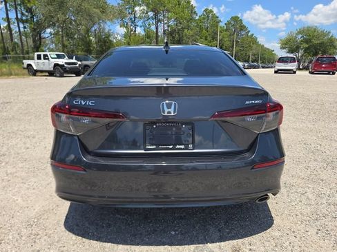 Used 2025 Honda Civic Sport image 5