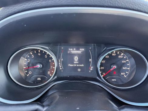 Used 2020 Jeep Compass Latitude FWD image 20