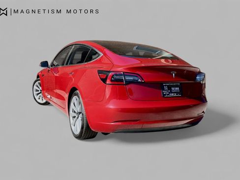 Used 2018 Tesla Model 3 Long Range image 9