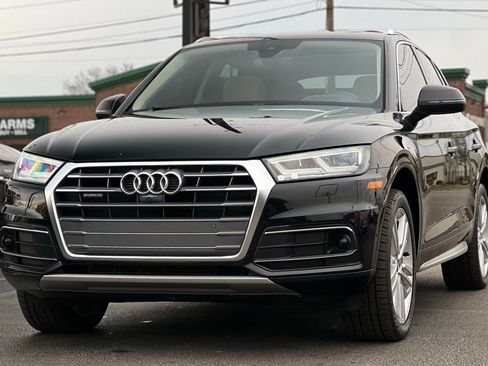 Used 2019 Audi Q5 Prestige w/ Prestige Package image 13