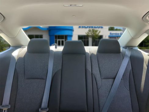 Used 2023 Honda Accord SE image 29