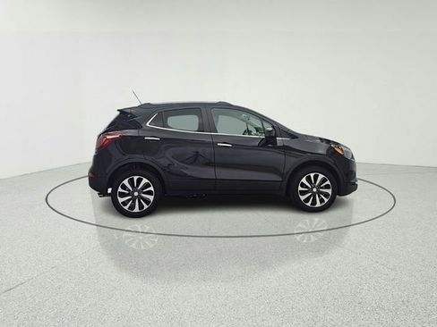 Used 2021 Buick Encore Preferred AWD/4WD image 7