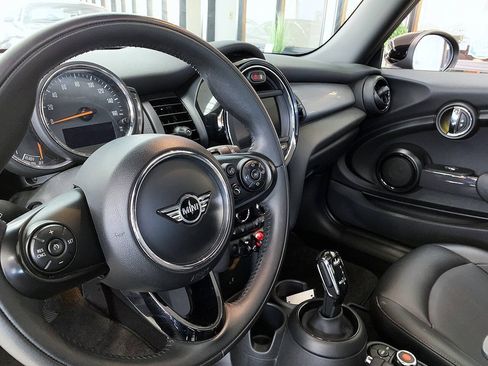 Used 2020 MINI Cooper 2-Door Hardtop FWD image 12