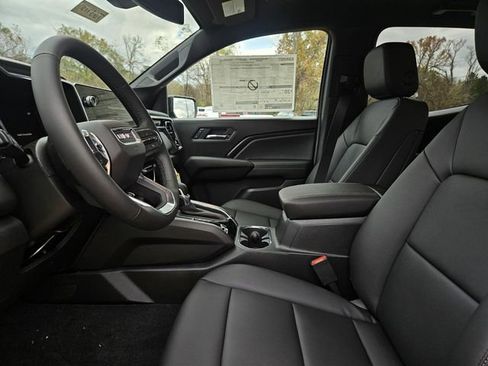 New 2026 GMC Canyon Elevation w/ Convenience Package image 19