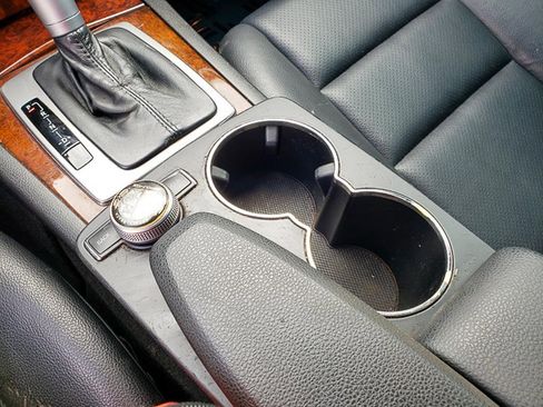 Used 2011 Mercedes-Benz C 300 4MATIC Sedan image 14