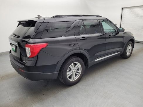 Used 2023 Ford Explorer XLT image 10
