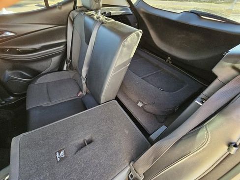 Used 2021 Buick Encore GX Preferred image 34