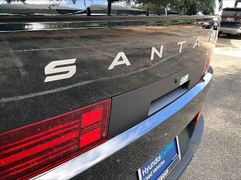 Certified 2025 Hyundai Santa Fe SE FWD image 10