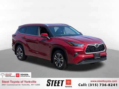 Used 2022 Toyota Highlander XLE