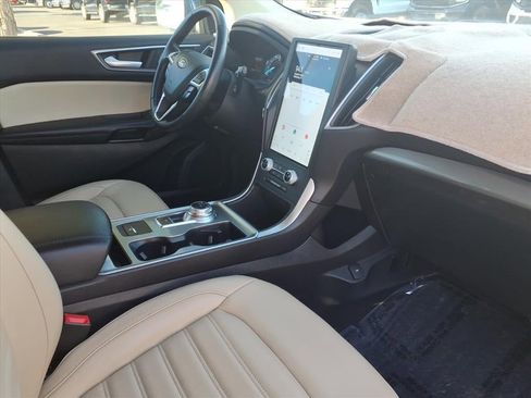 Certified 2023 Ford Edge SEL w/ Convenience Package image 10