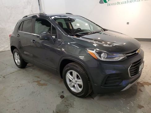 Used 2017 Chevrolet Trax LT w/ Driver Confidence Package image 9