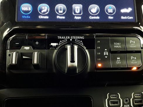 Used 2021 RAM 1500 Limited AWD/4WD image 22