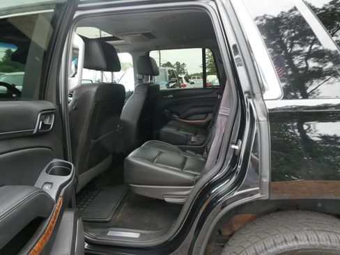 Used 2017 Chevrolet Tahoe Premier AWD/4WD image 30