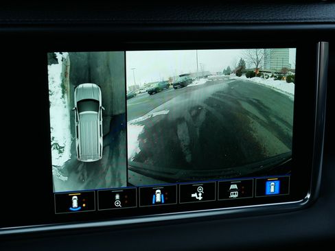 Used 2023 GMC Yukon Denali image 27