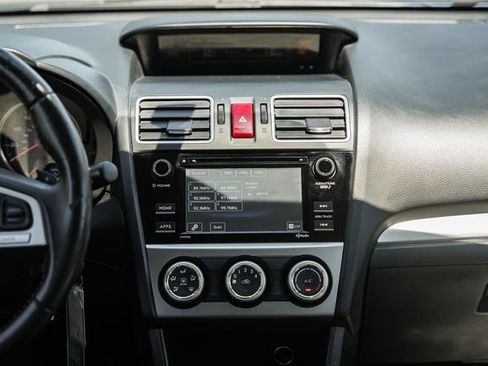 Used 2016 Subaru Crosstrek 2.0i Premium w/ Moonroof Package AWD/4WD image 20