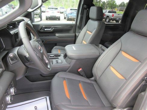 New 2025 GMC Sierra 2500 AT4 image 16