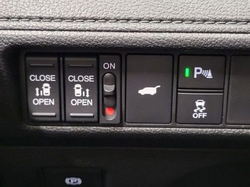 New 2026 Honda Odyssey Touring image 22