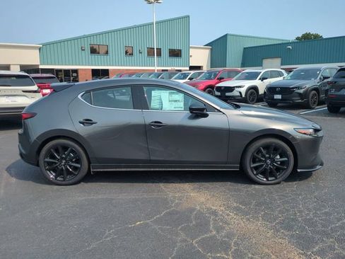 New 2026 MAZDA MAZDA3 Hatchback w/Premium Plus Pkg AWD/4WD image 3