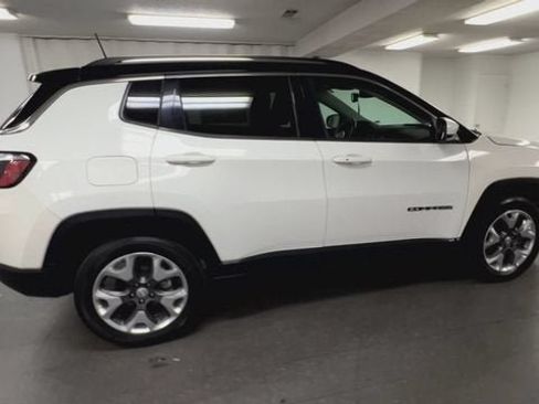 Used 2020 Jeep Compass Limited AWD/4WD image 9