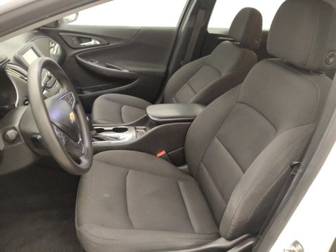 Used 2018 Chevrolet Malibu LS FWD image 17