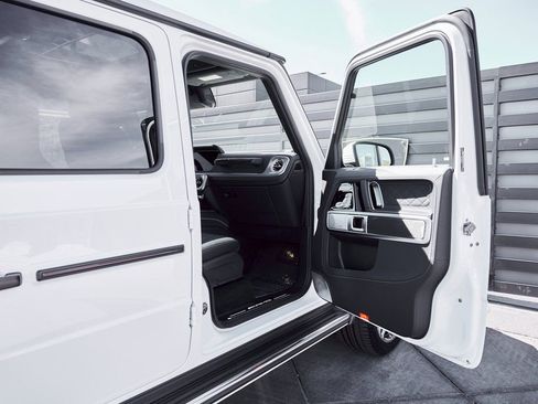 Used 2026 Mercedes-Benz G 63 AMG 4MATIC image 26