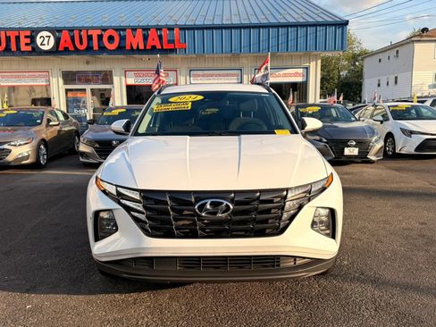 Used 2024 Hyundai Tucson SEL FWD image 3