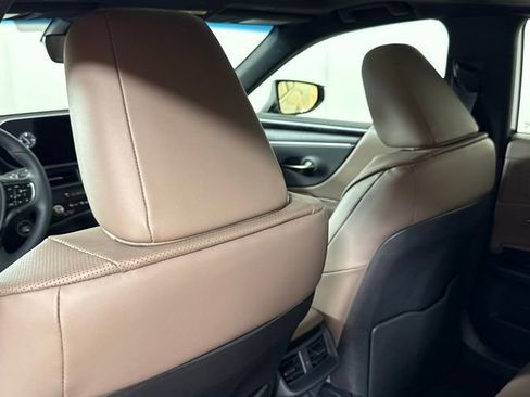 New 2025 Lexus ES 350 w/ Premium Package image 21